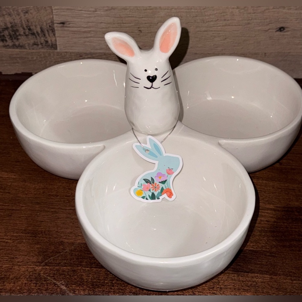 Super Cute 🥰 Spring/ Easter 🐰 Snack/Treats tray - NEW by 10 Strawberry Str…